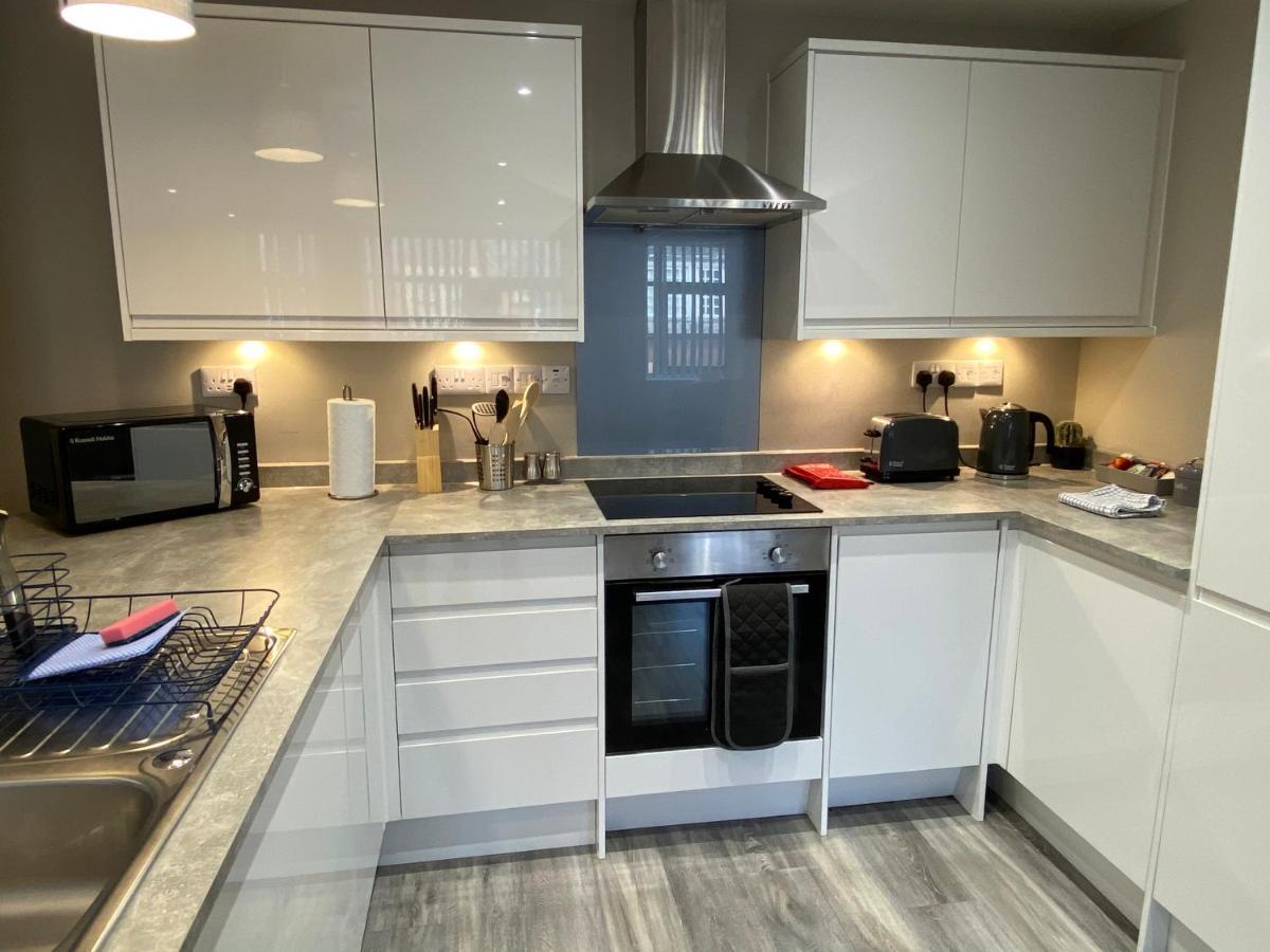 Marie'S Serviced Apartment 1 Bed Citystay, Parking Bedford Exterior photo